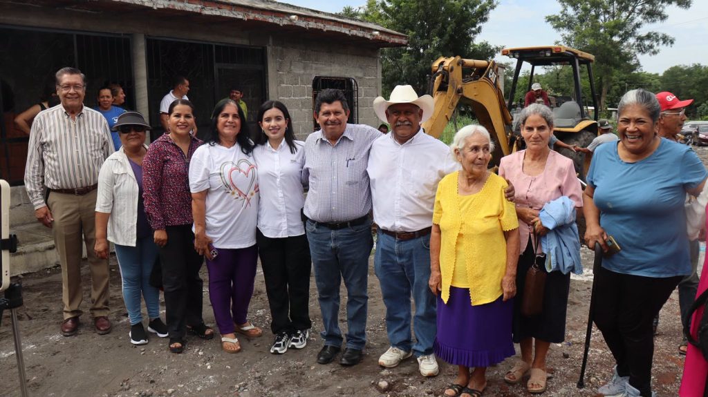 Ahuacatlán inicia construcción de red de agua potable para 100 familias en La Cruz de Uzeta