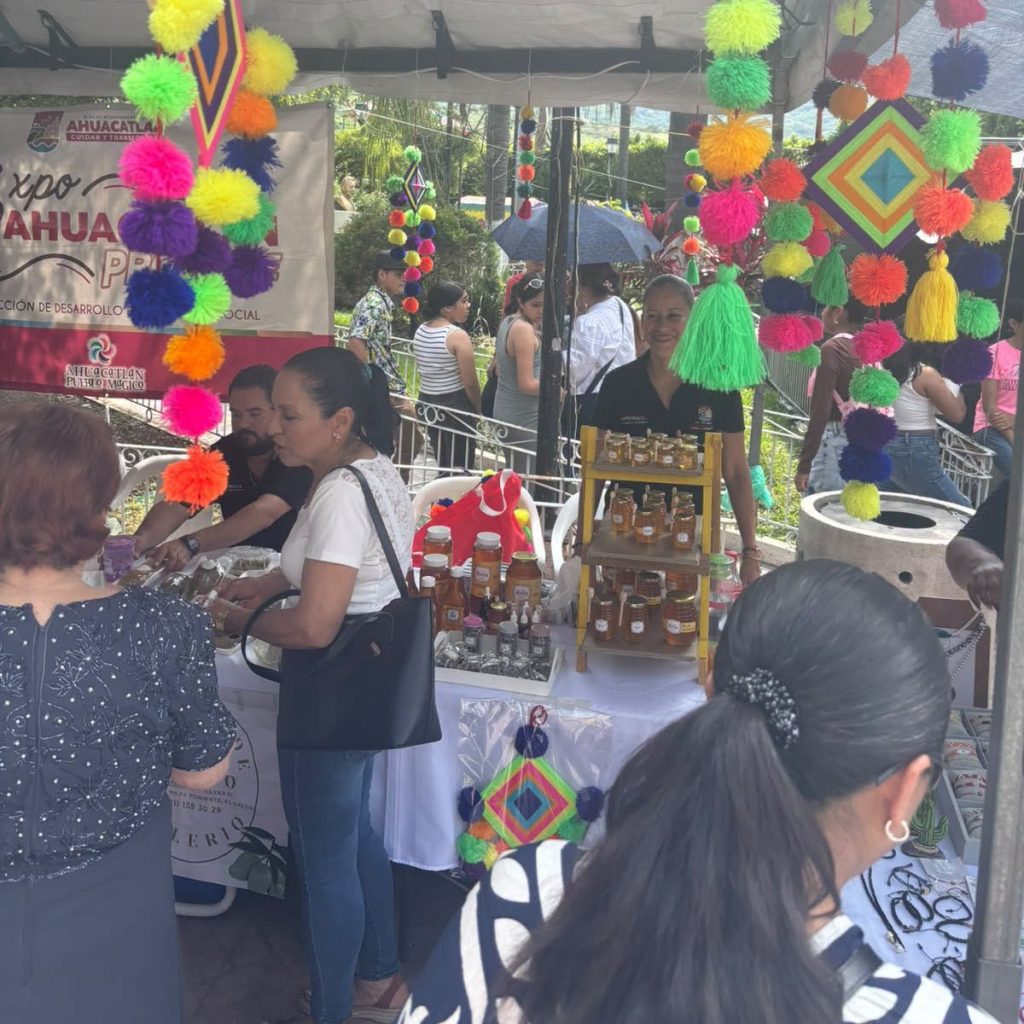 Ahuacatlán impulsa el comercio local con la Expo Feria Emprendedora de las Fiestas de Octubre 2026