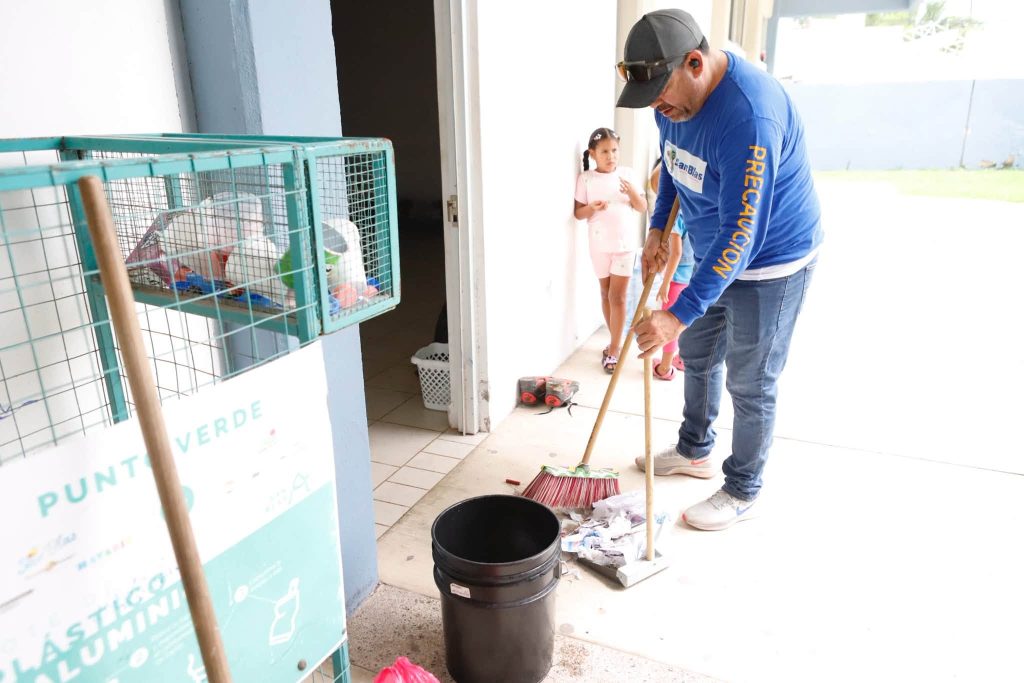 San Blas mantiene en operación albergue temporal ante el huracán Simón