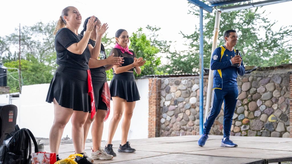 Amatlán de Cañas reúne a clubes de distintas localidades en el Zumbatón de Tepuzhuacán