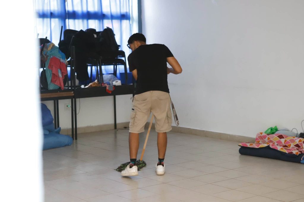 San Blas mantiene en operación albergue temporal ante el huracán Simón
