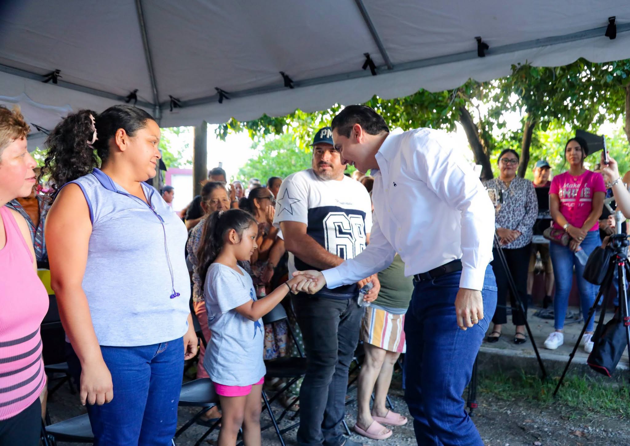 Bahía de Banderas inicia obras de mejoramiento en la calle Sardina de Villas de San Vicente