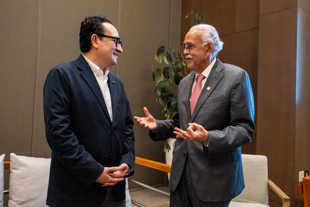 Miguel Ángel Navarro sostiene reuniones con empresarios y representantes institucionales durante el Nayarit Investment Forum 2026