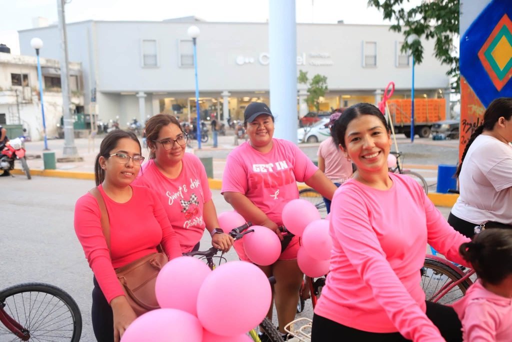 San Blas realiza Rodada Rosa para promover la detección oportuna del cáncer de mama
