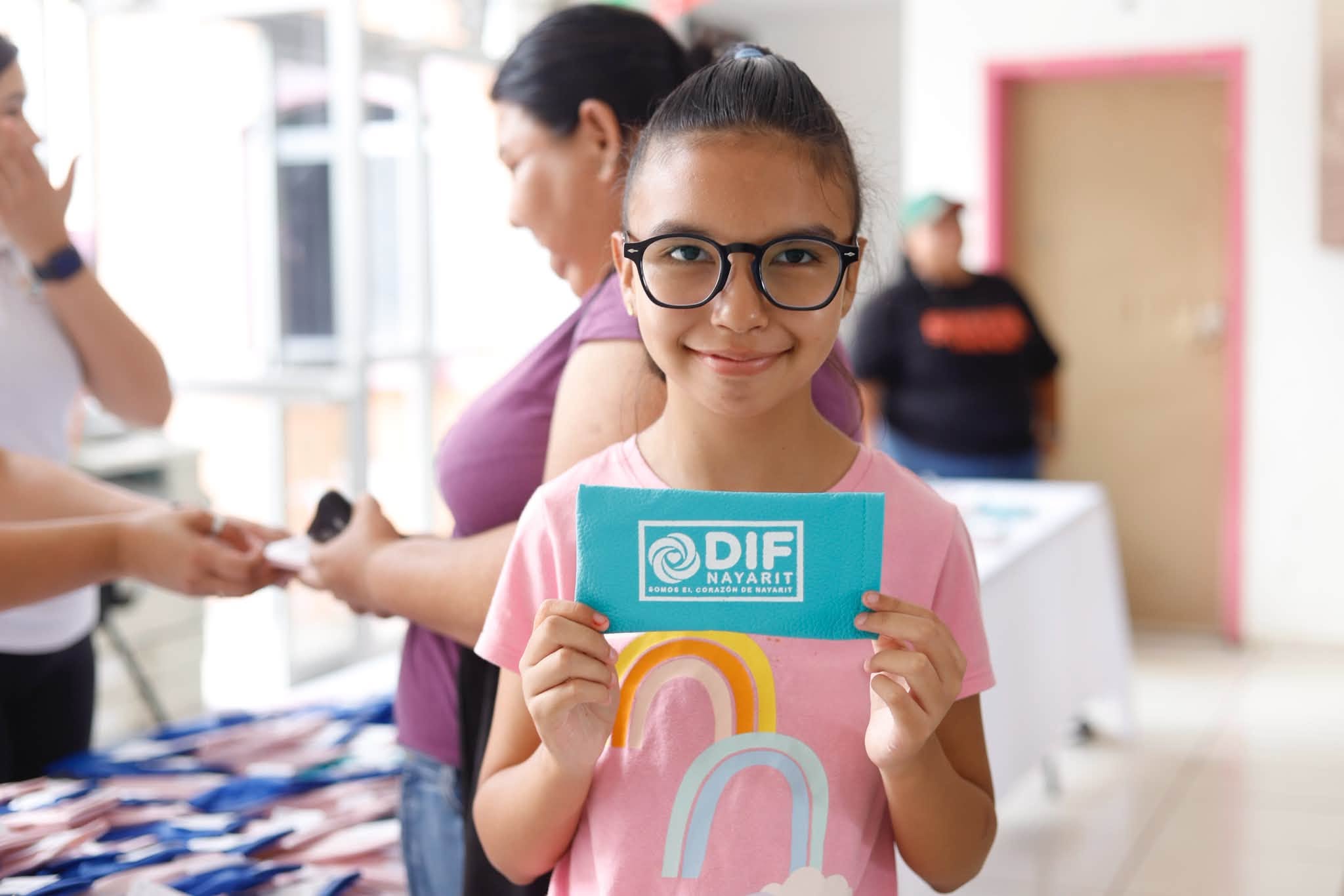 San Blas entrega 269 lentes gratuitos para mejorar la salud visual de la población