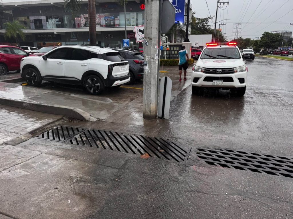 Protección Civil y SISEP mantienen monitoreo por lluvias en Bahía de Banderas